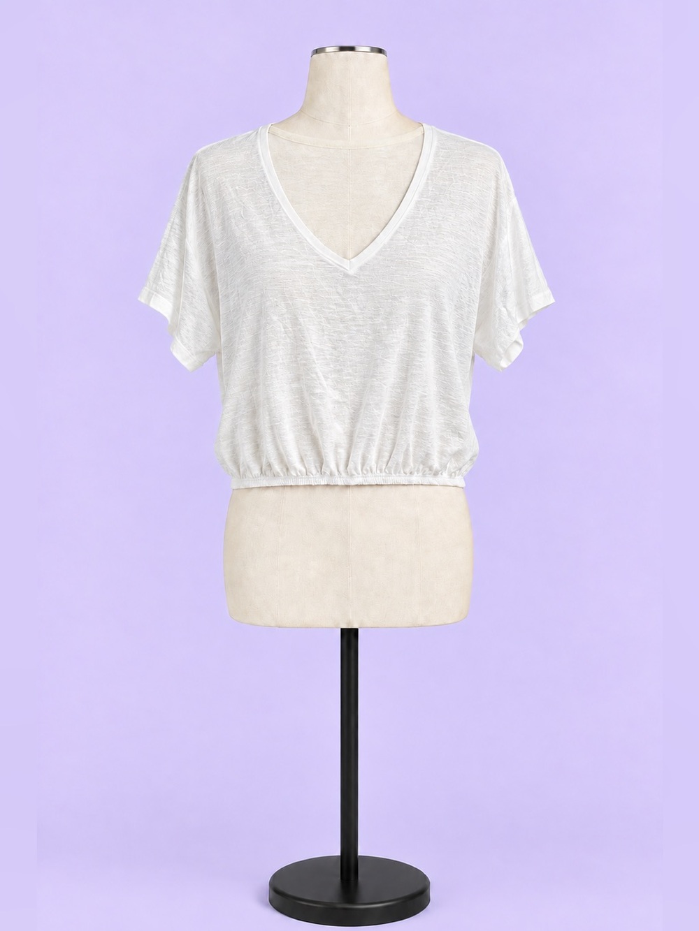 Olivia Rae White V-Neck T-Shirt Size L NWT Rayon Blend Stretch Top